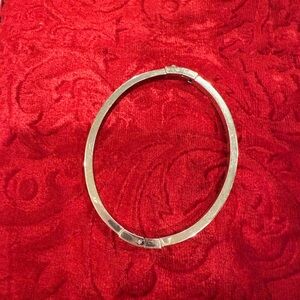 Elegant Silver Women's Bracelet